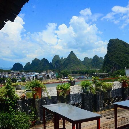 En Attendant Godot Youth Hostel Yangshuo Exterior photo